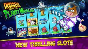 Giao diện di động xsktum với trang chủ thể thao và casino